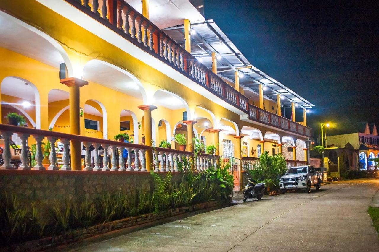 Hotel San Miguel Flores Exterior foto