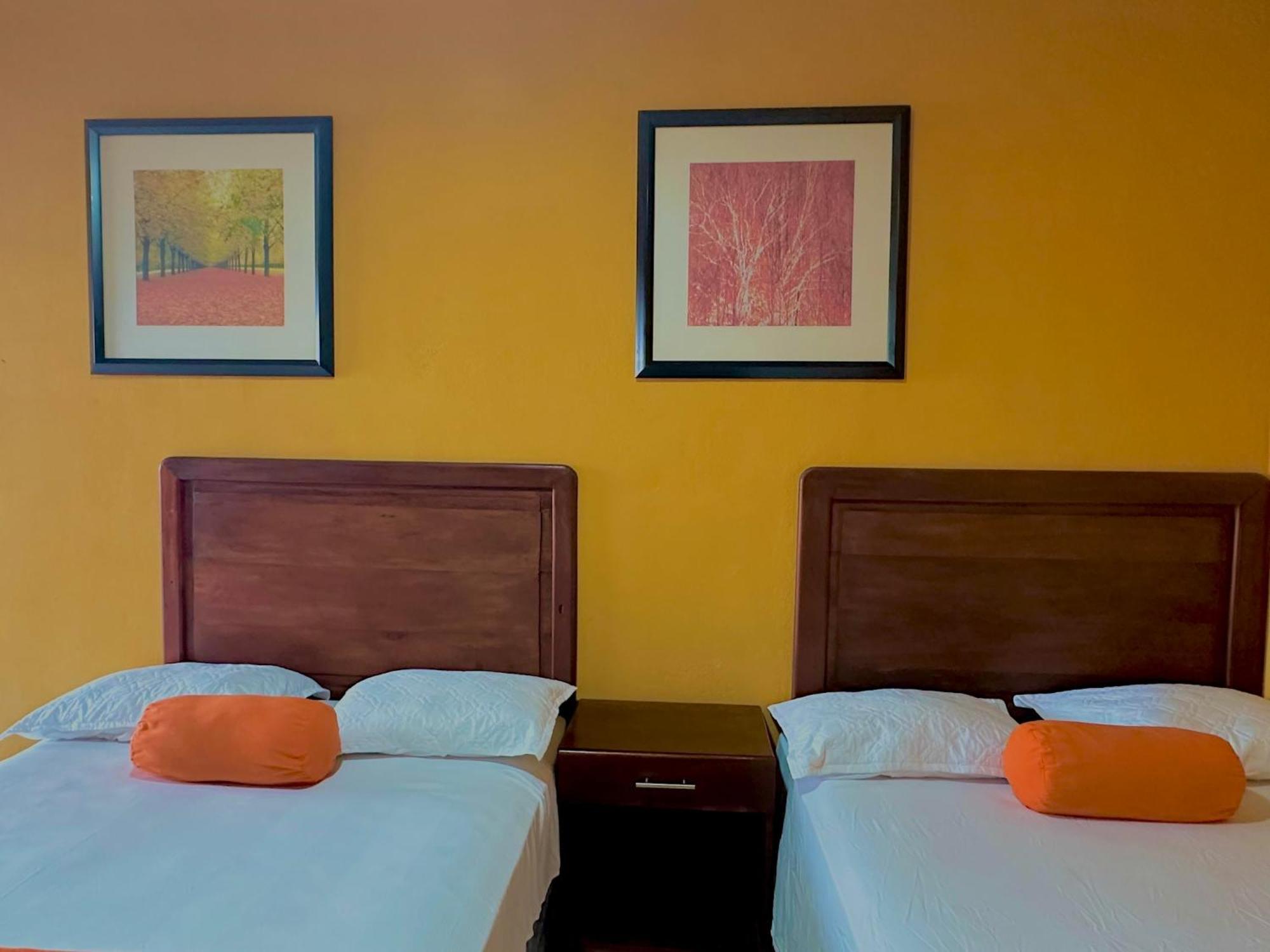 Hotel San Miguel Flores Zimmer foto